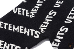 Свитер Vetements "Logos"