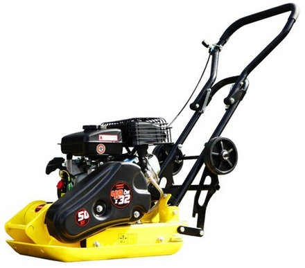 Виброплита Sturm PC8805DK бензиновая