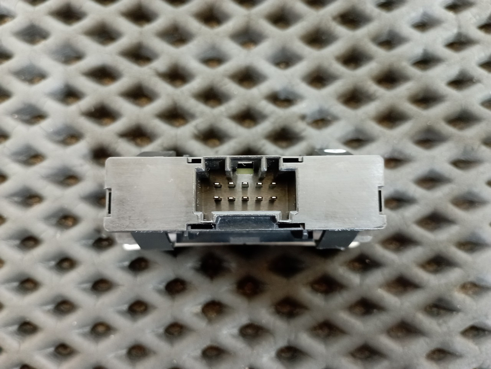 Кнопка регулировки освещения в салоне 2023г