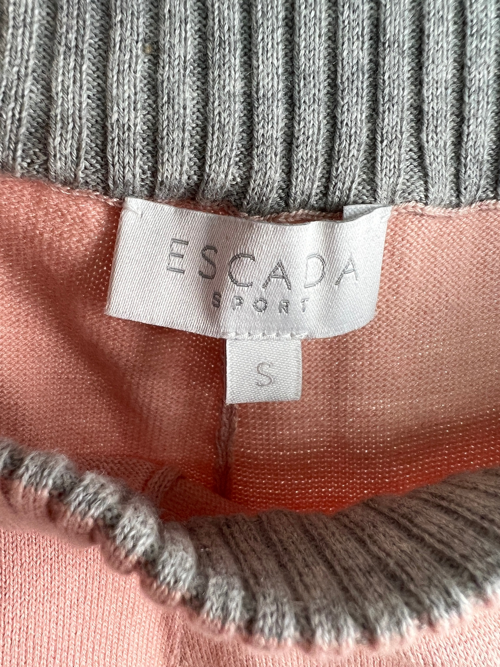 Костюм Escada