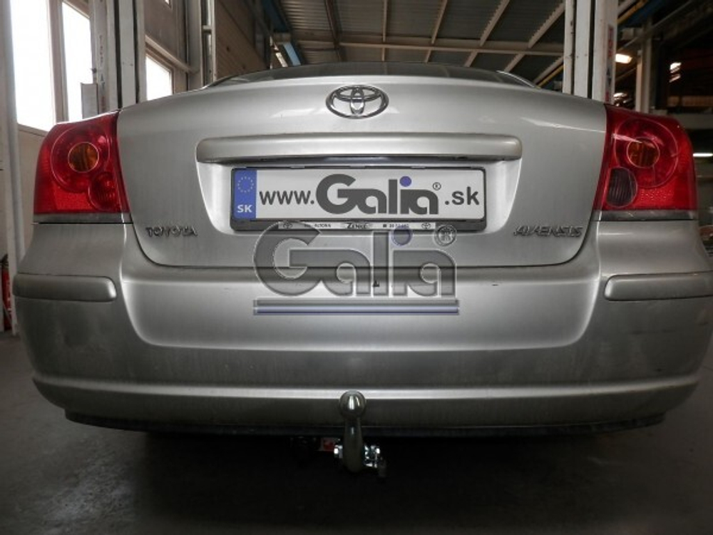 Фаркоп оцинкованный Galia T066C для Toyota Avensis седан/лифтбек 2003-2009(паспорт и сертификат в комплекте)(без электрики)