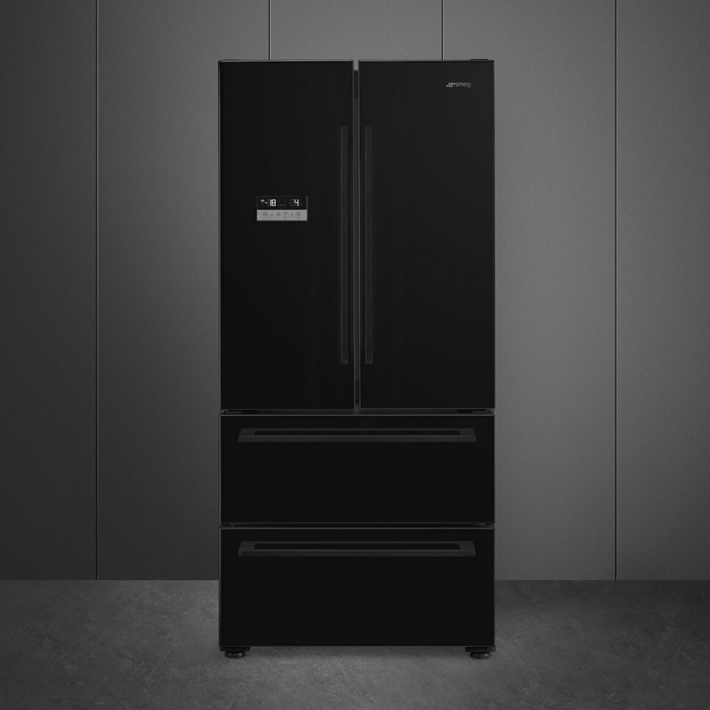 Отдельностоящий холодильник Smeg FQ55FNDE