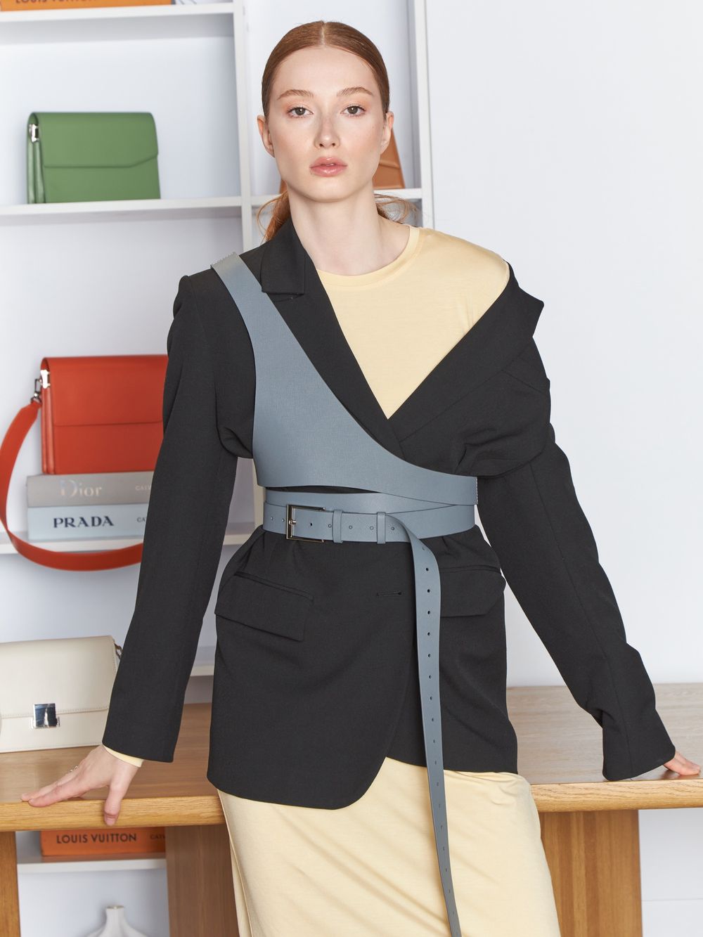 РЕМЕНЬ-ПОРТУПЕЯ D.GREY