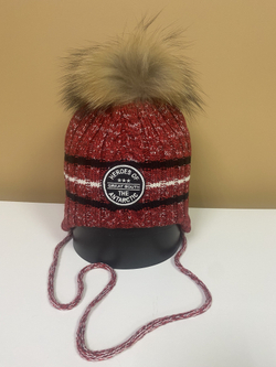 Шапка зимняя красная с помпоном из натурального меха, размер 48,50