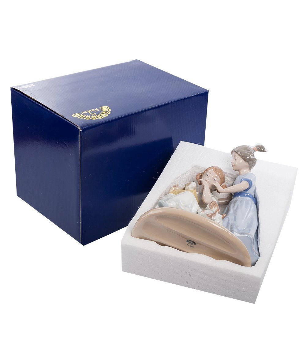 Pavone CMS-20/15 Фигурка «Девочки с собачкой»