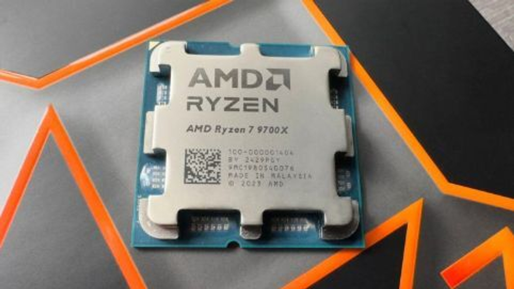 Процессор AMD Ryzen 7 9700X