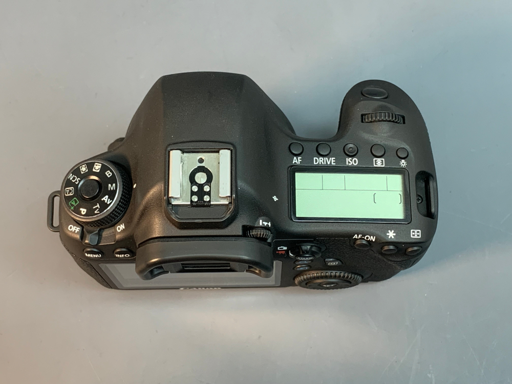 Canon EOS 6D Body 15 Кадров