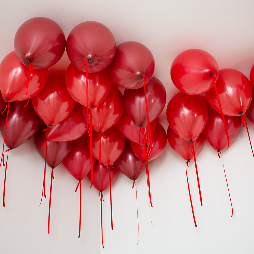 Шары россыпью "Алая серенада"