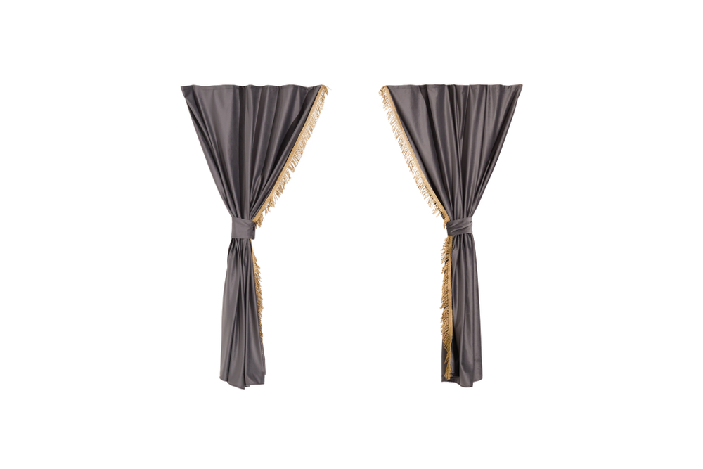 Шторы спального места с прихватами в кабину Volvo, Scania, MAN, DAF, Merc, Камаз, Sitrak, Shacman, Foton, FAW. Высота 1,5м, ширина одной стороны - 1,15м. Блэкаут, велюр. Серый цвет с бежевой бахромой