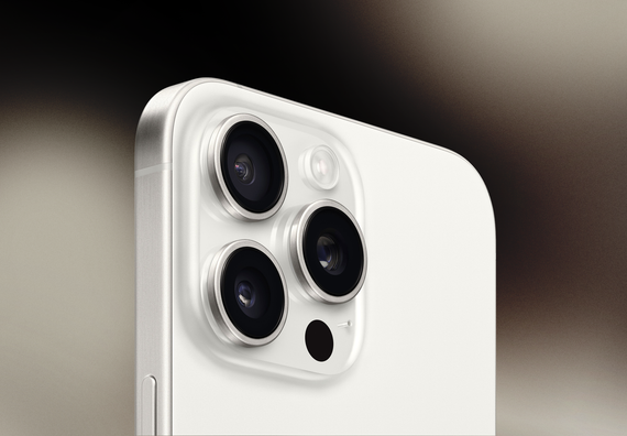 Телефон Apple iPhone 15 Pro Max 512Gb (White titanium)