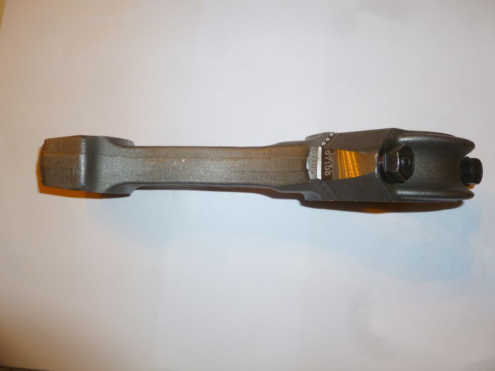 Шатун Ricardo R6126A-260DE; TDK 260 6LT/Connecting rod (61500030063)