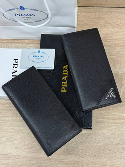 Кошелек Prada