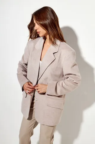 Пальто-пиджак с шерстью жемчужного цвета