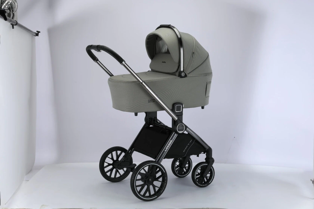 коляска всесезонная Luxmom 888