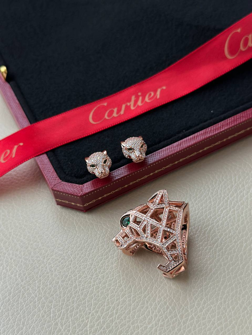 Серьги Cartier