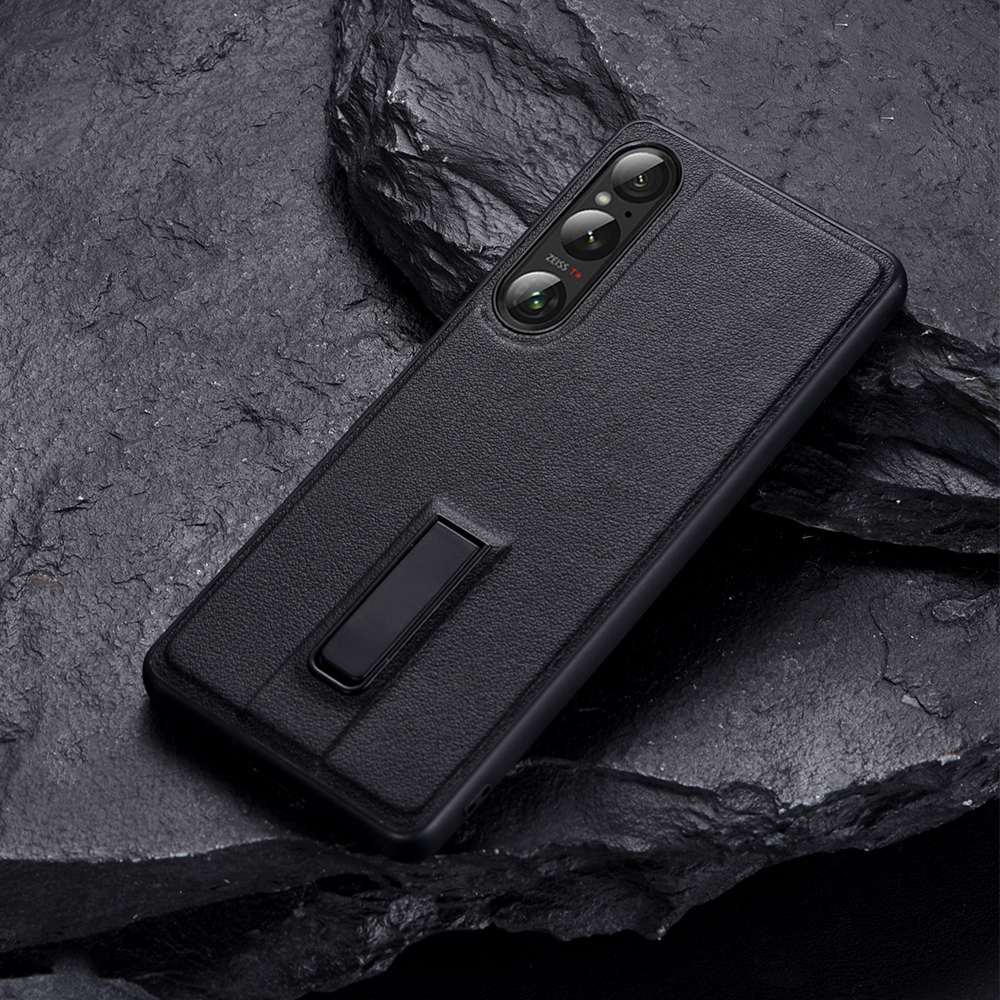 Чехол с подставкой для Sony Xperia 1 VI черный