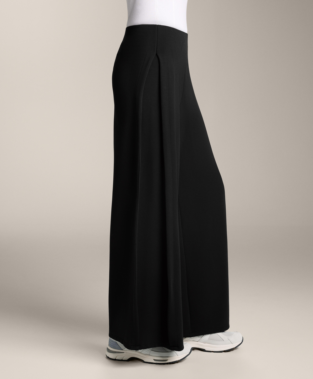 OYSHO Мягкие на ощупь брюки широкого кроя с модалом и складками по бокам, черный