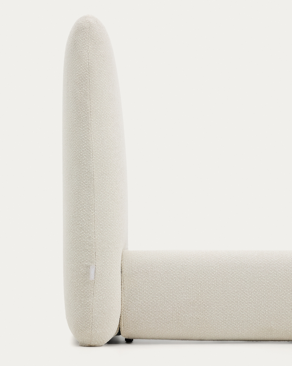 Кровать Martina со съемным чехлом из шенилла цвета экрю 90 x 200