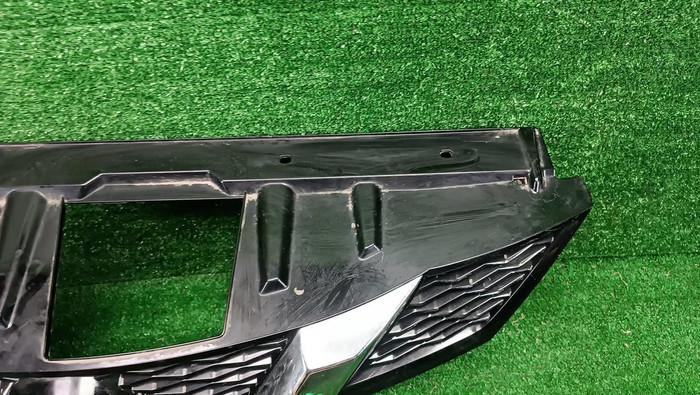 Решетка радиатора Nissan X-Trail T32 (2013-2019)