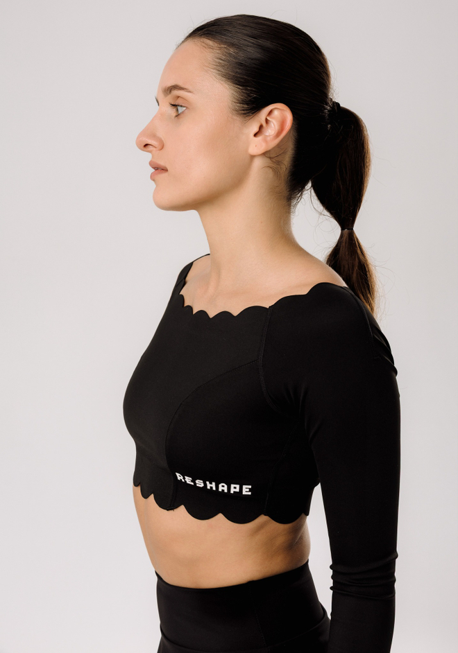 Топ с длинным рукавом с волнообразным краем