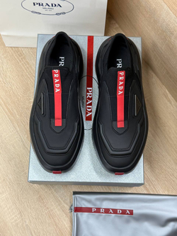 Кроссовки Prada