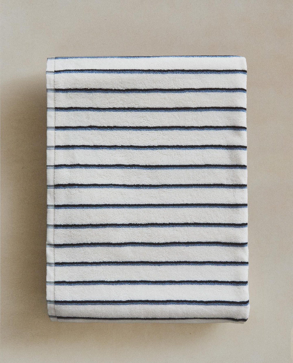 Zara Home - Красочное полосатое банное полотенце, синий, 30х50 см