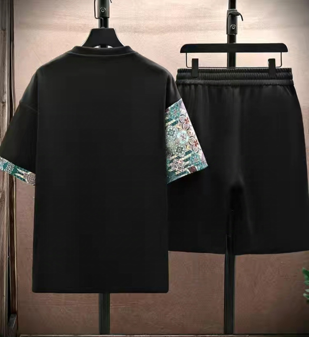 Повседневный костюм