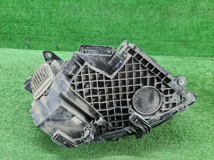 Фара левая Mercedes GLC X253 (2015-2019) LED