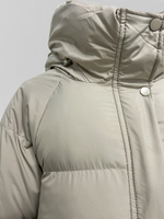 Куртка Gralice 86700 укороченная с капюшоном и скрытой молнией