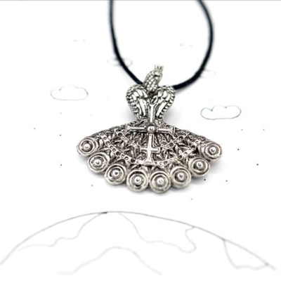 Медальон “Птица счастья” (чернение)