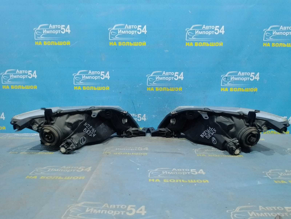 Фара передняя правая TOYOTA FIELDER 2012-2015