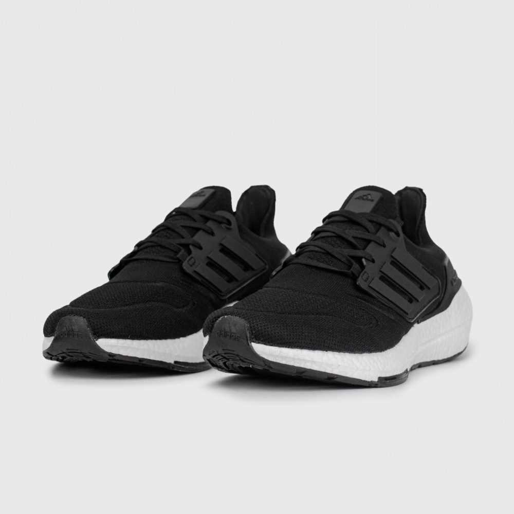 кроссовки Adidas Ultraboost 22 Black White