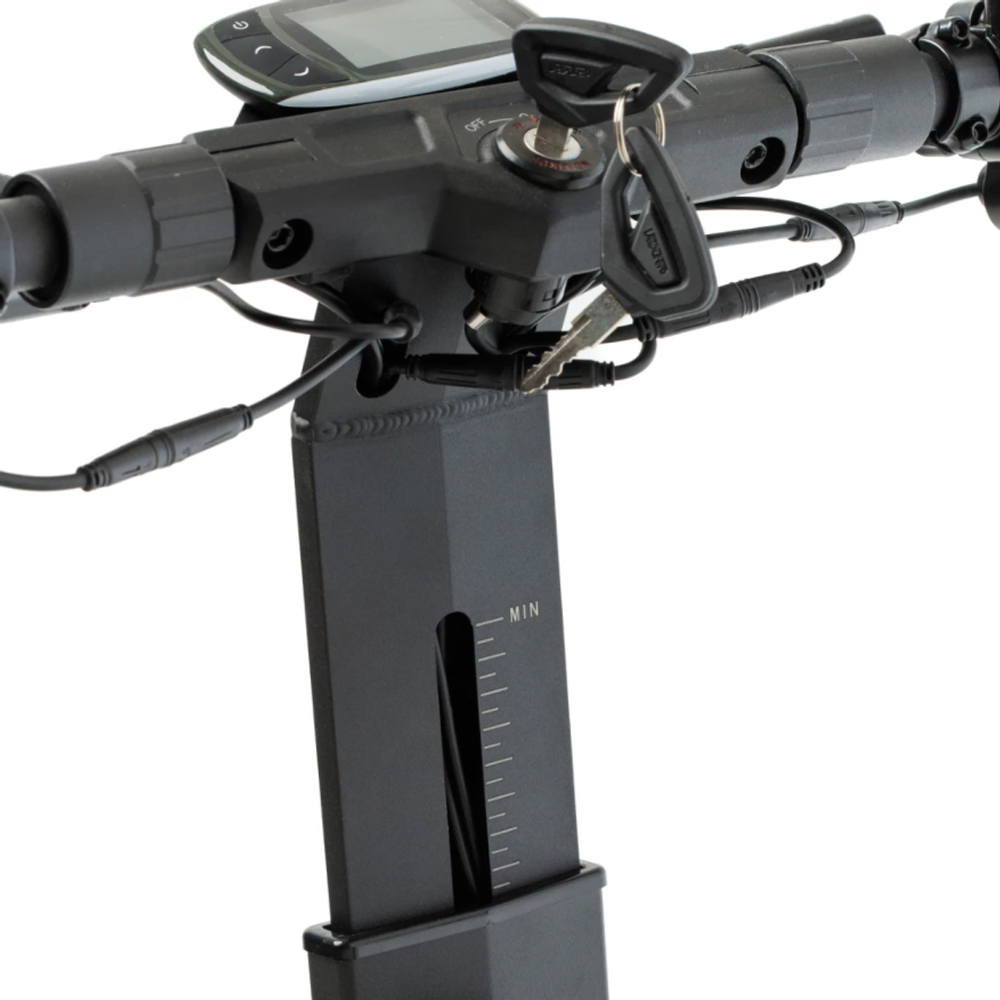 Электросамокат Velocifero MAD 810W с сиденьем