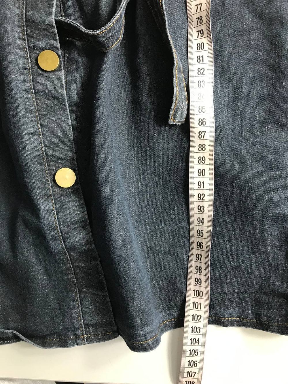 Платье очень стильное, из ткани под джинсовую, 42 размер