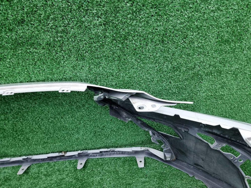 Бампер передний Lexus ES 7 (2018-2021)