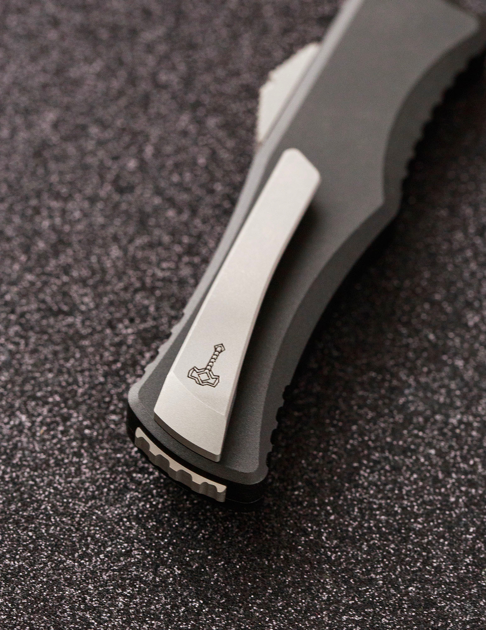 Автоматический складной нож SteelBro Freya Tanto Stonewash VG-10