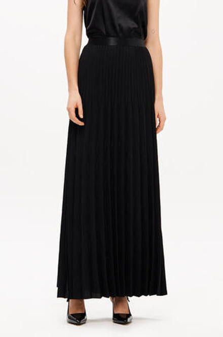 4913 Юбка женская (черный)