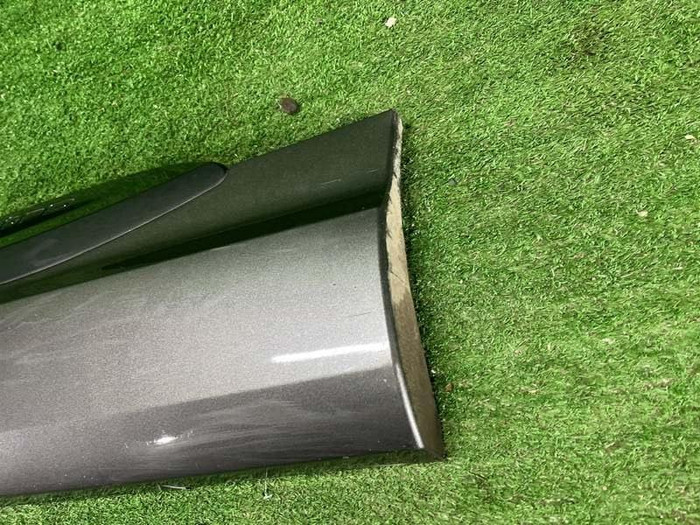 Накладка двери задняя левая Audi Q7 2 (2015-н.в.)