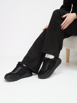 Кроссовки женские зимние