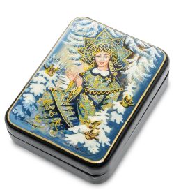 Народные промыслы ШК-55/ 72 Шкатулка «Снегурочка» авт. Маркова Т.