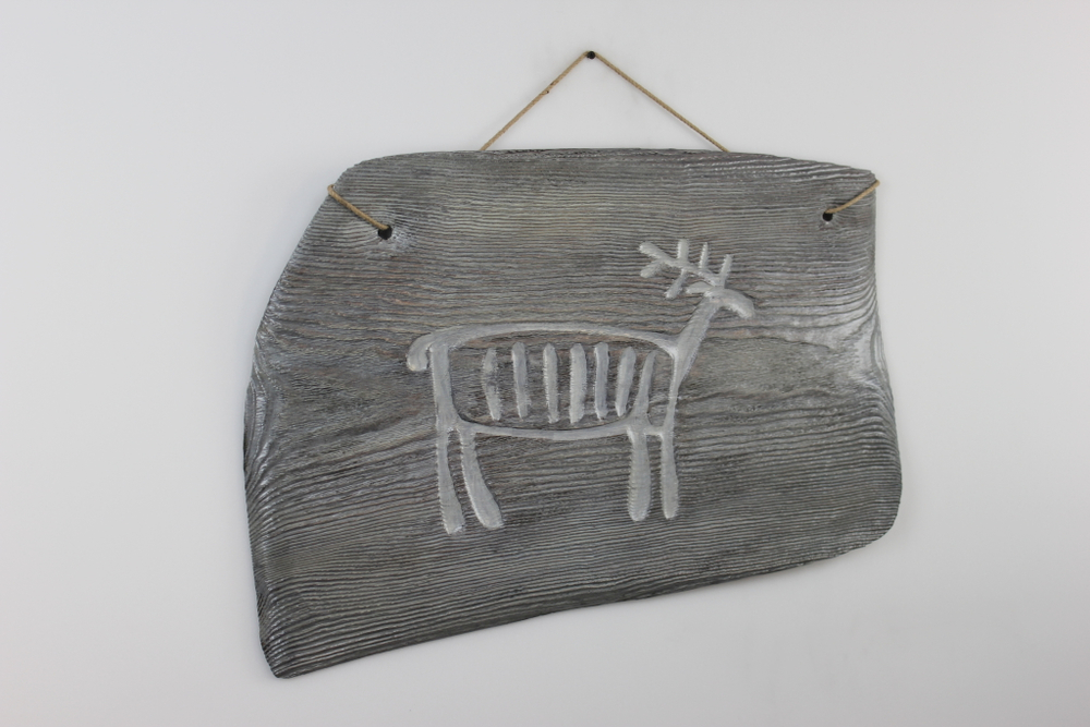 Петроглиф Олень. Панно