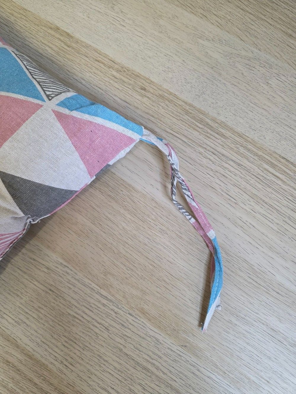 Подушка на стул квадратная 45*45см треугольники (Т40-447К)