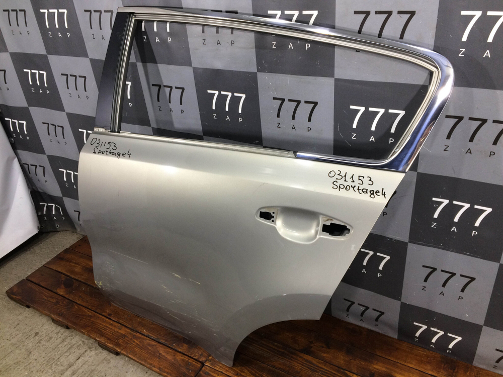 Дверь задняя левая Kia Sportage 4 (QL) 16-22 Б/У Оригинал 77003F1000