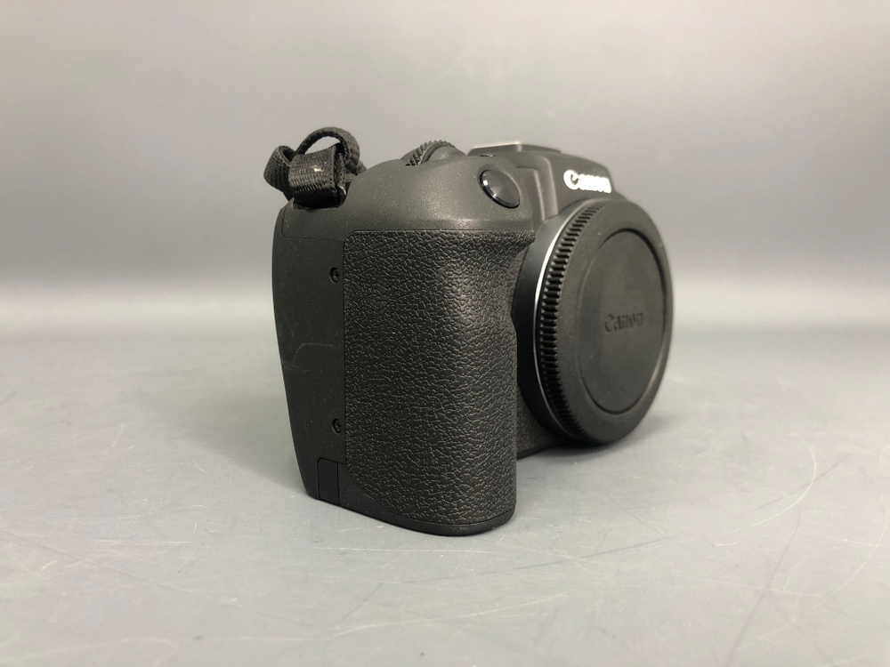 Canon EOS RP (3.000 кадров)