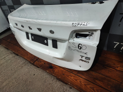 Крышка багажника Volvo S60 2 10-18 Б/У Оригинал 31395582