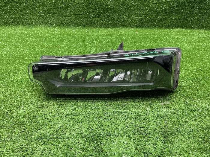 ПТФ левая BMW X3 G01 X4 G02 (2017-2021)