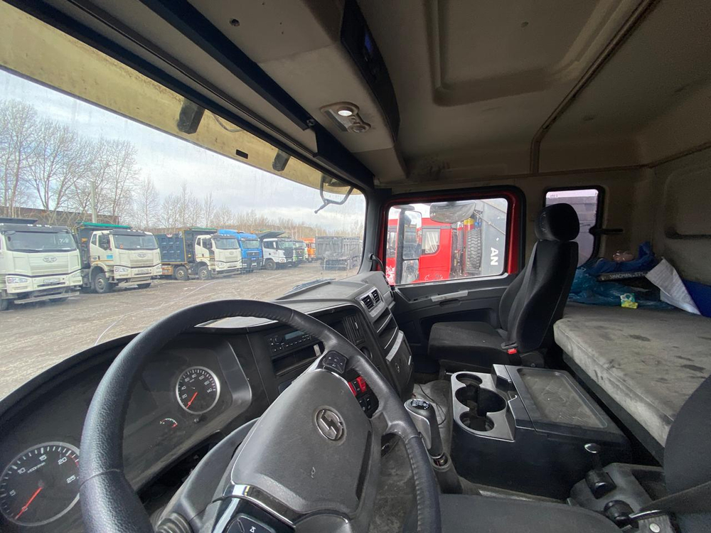 Shacman (Shaanxi) SX* 8x4 Самосвал SX331863366 (Дизельный, 12,5 л, 544 л.с., МТ)