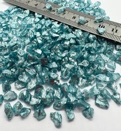 СТЕКЛЯННАЯ КРОШКА БЛЕСТЯЩАЯ СВЕТЛО-ГОЛУБАЯ