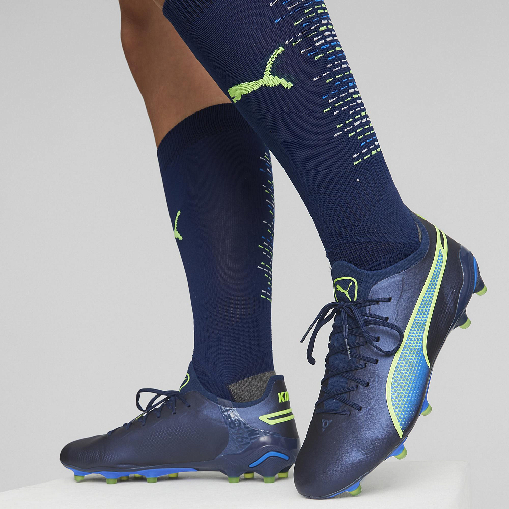 мужские бутсы PUMA KING ULTIMATE FG/AG