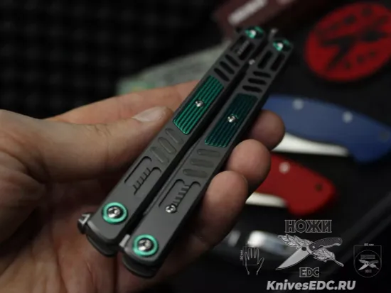 Нож бабочка (балисонг) Reptilian Стикс-03 сталь D2, рукоять сталь + алюминий